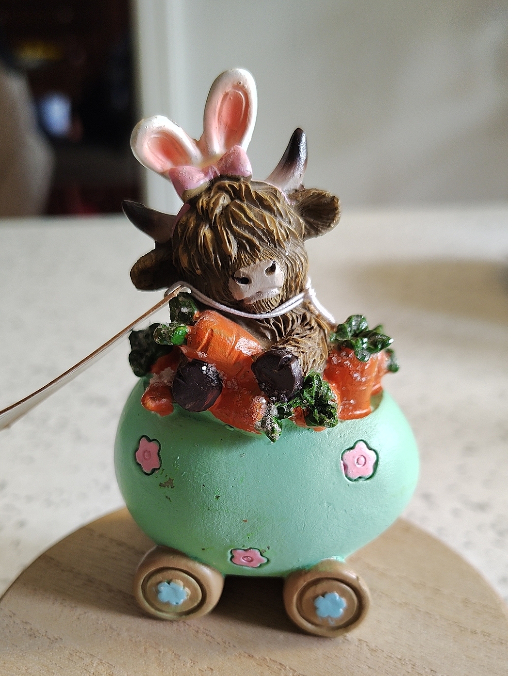 Highland Cow Figurine with Carrots